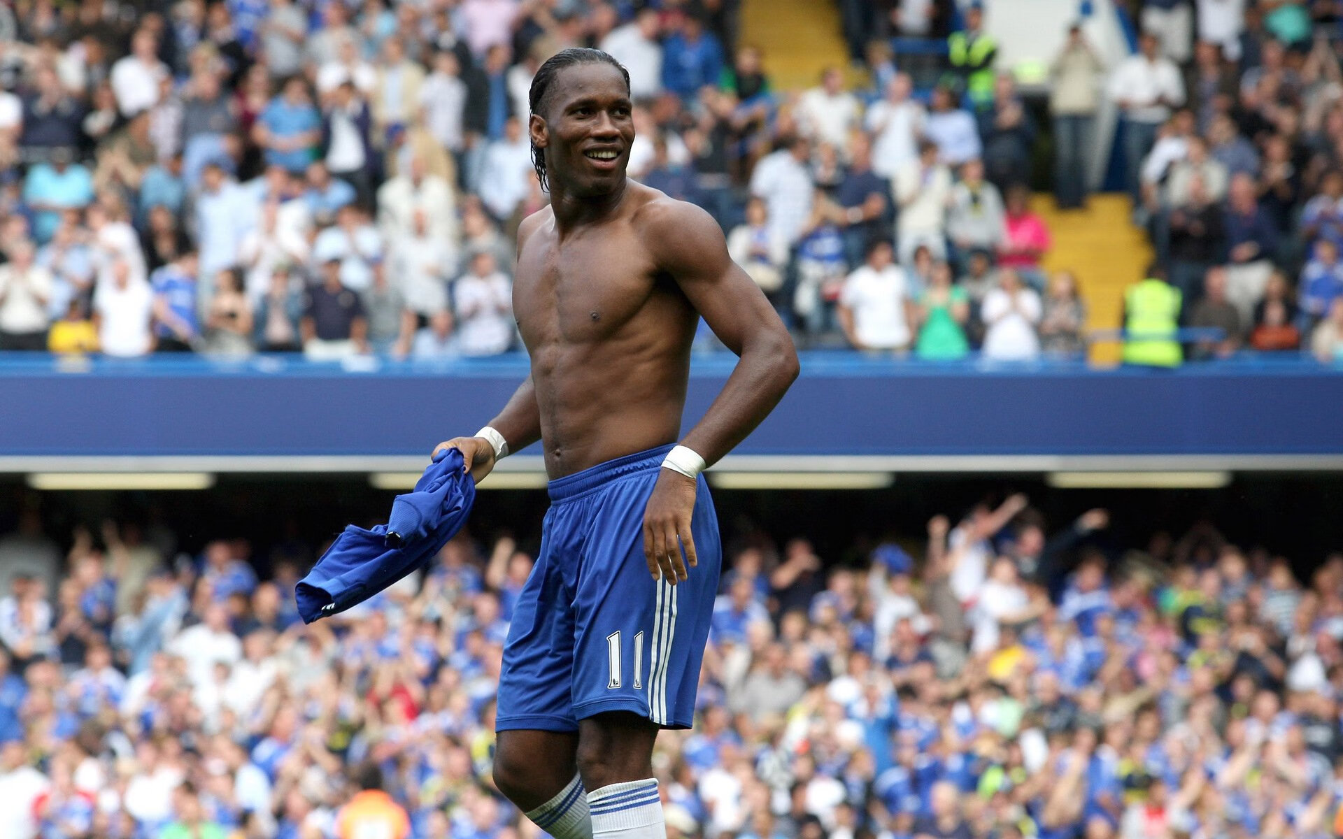 _万人空巷：城市马拉松迎来盛大盛况_，城市马拉松带来的福利已然超越了